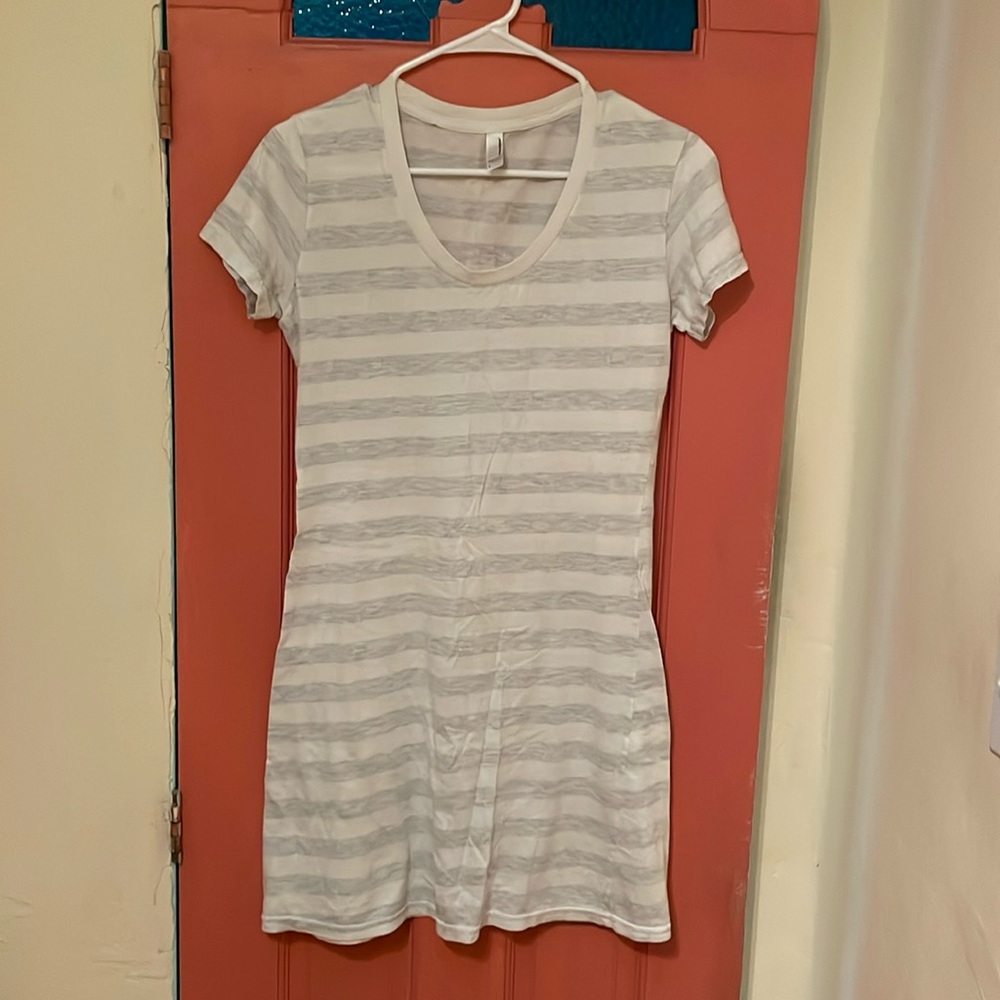 American Apparel White and Grey Stripped Mini Tshirt dress, Size Large